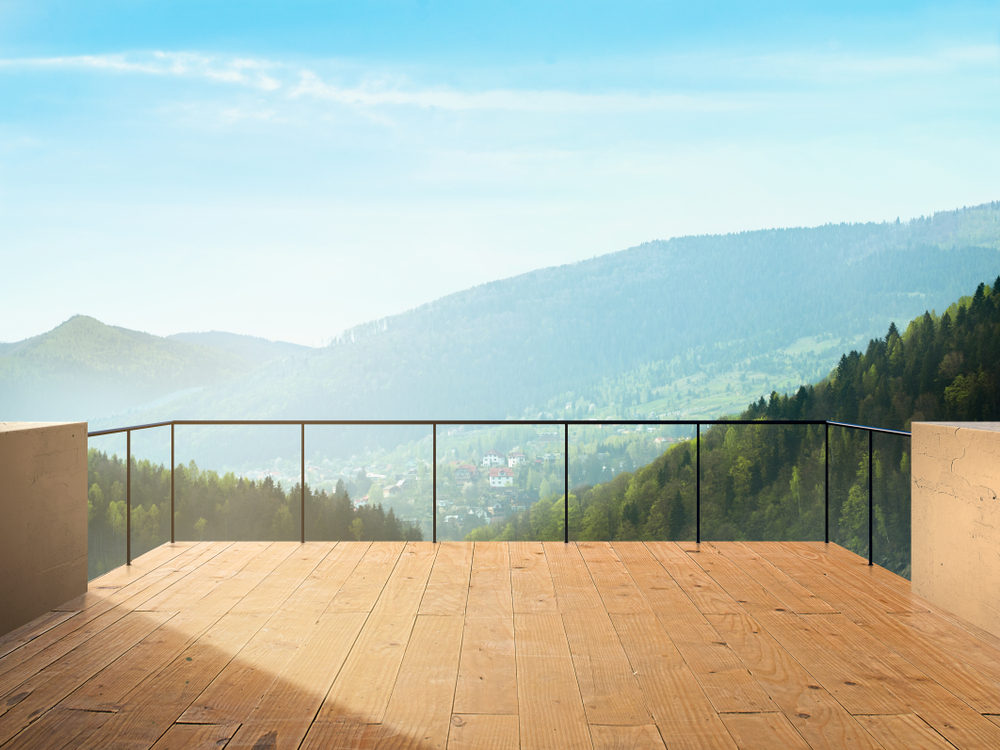 Tipy na moderní dlažbu na balkon. Budete ji pokládat sami?